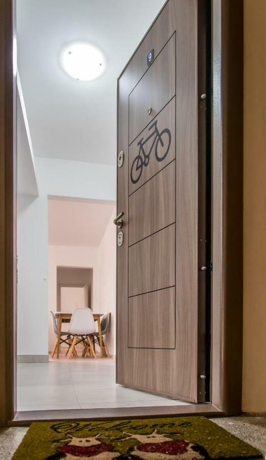 Bike-Friendly Apartment Timisoara Exterior foto